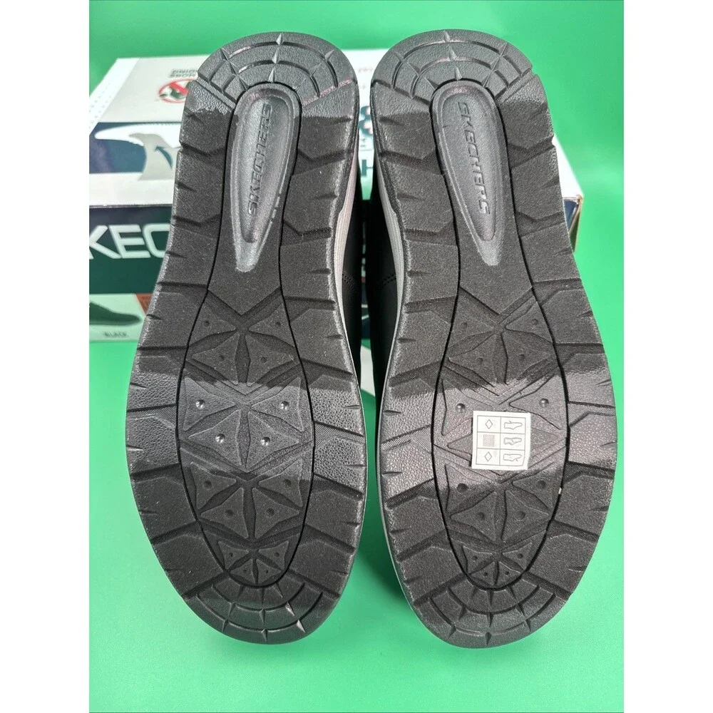 Skechers Hands Free Swift Fit Men’s 8.5 Black Waterproof Casual Lace Sneakers